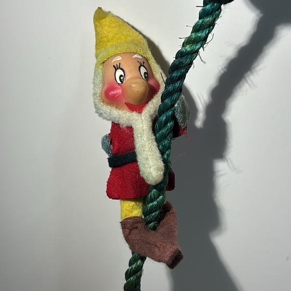 Rare - Vintage "Disney" 7 Dwarves Garland - Picture 12 of 14